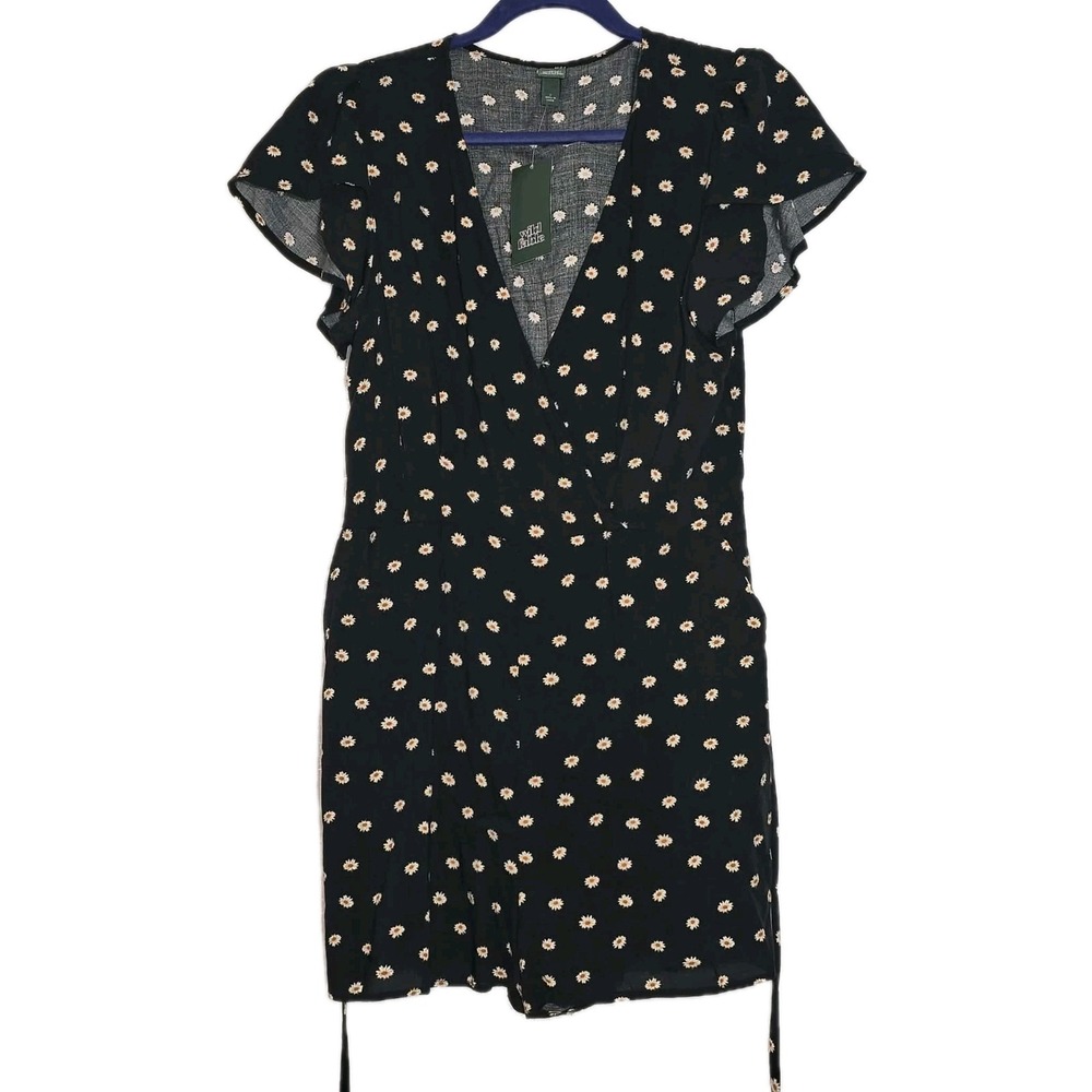 Wild Fable NWT Daisy Floral Romper Black Cottagecore Boho Size S 🌼